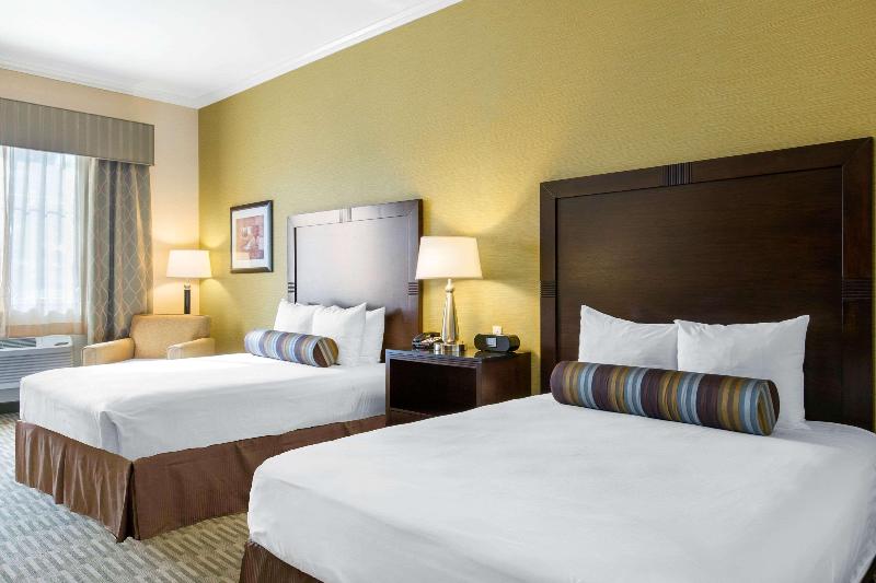 The Oaks Hotel & Suites — photo 19