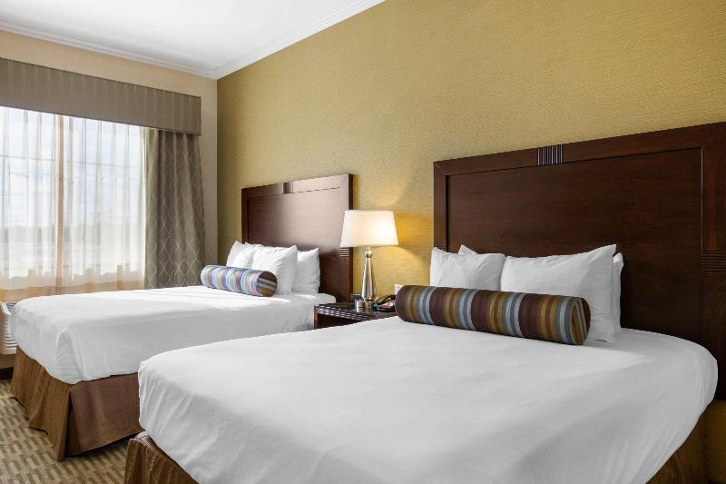 The Oaks Hotel & Suites — photo 84
