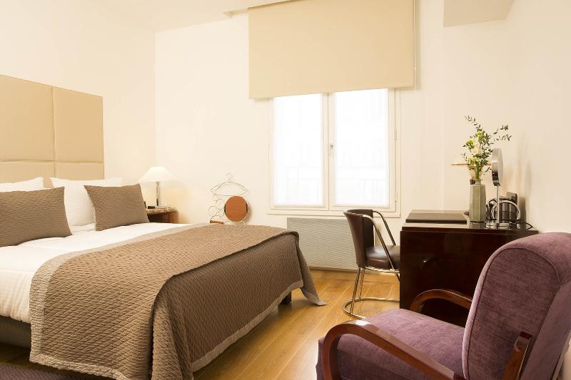 Montmartre Residence Paris image