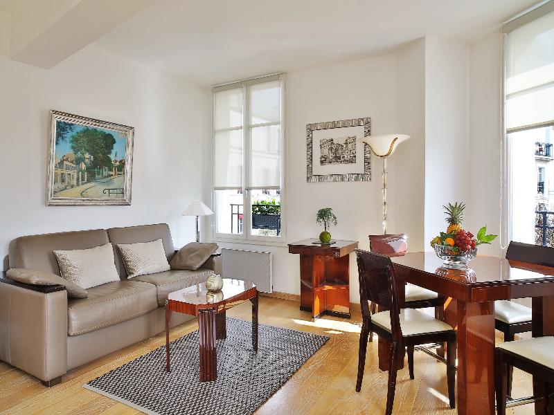 Montmartre Residence Paris image