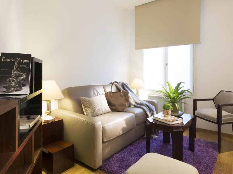 Montmartre Residence Paris image