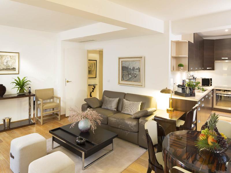 Montmartre Residence Paris image