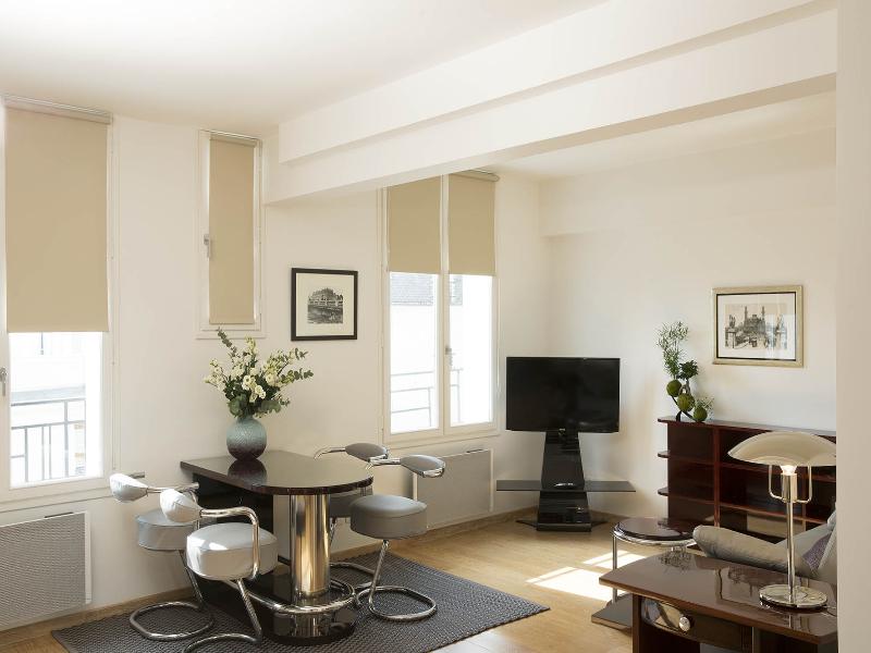 Montmartre Residence Paris image