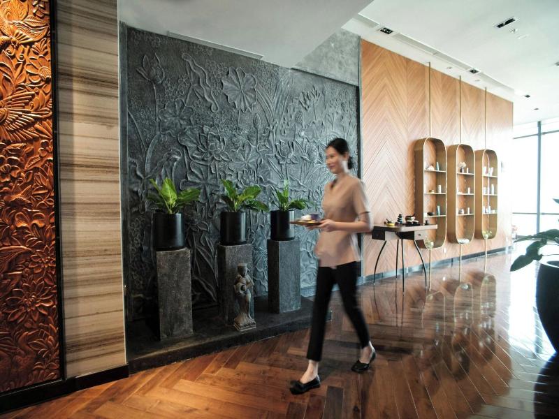 Vinpearl Landmark 81, Autograph Collection image