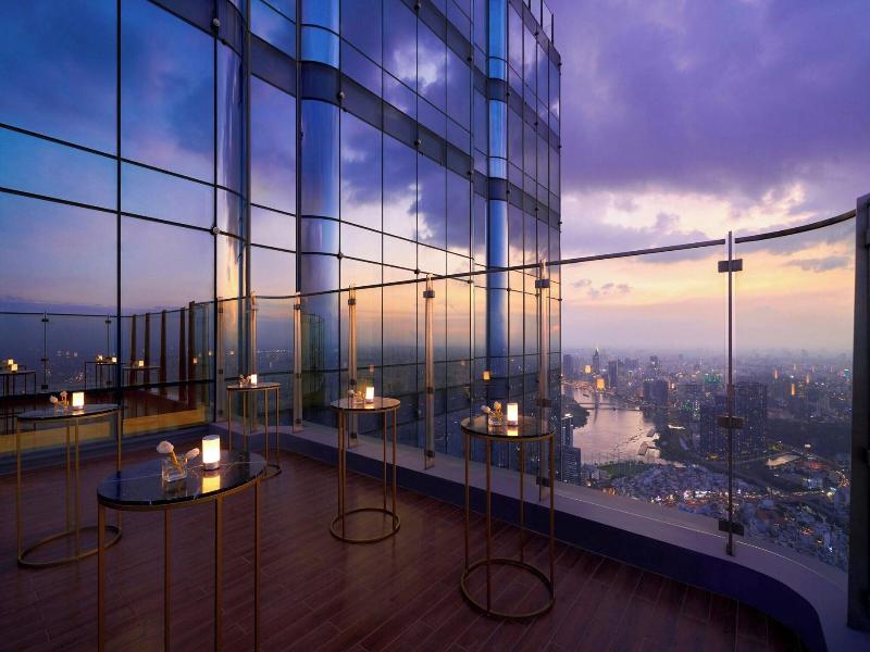 Vinpearl Landmark 81, Autograph Collection image