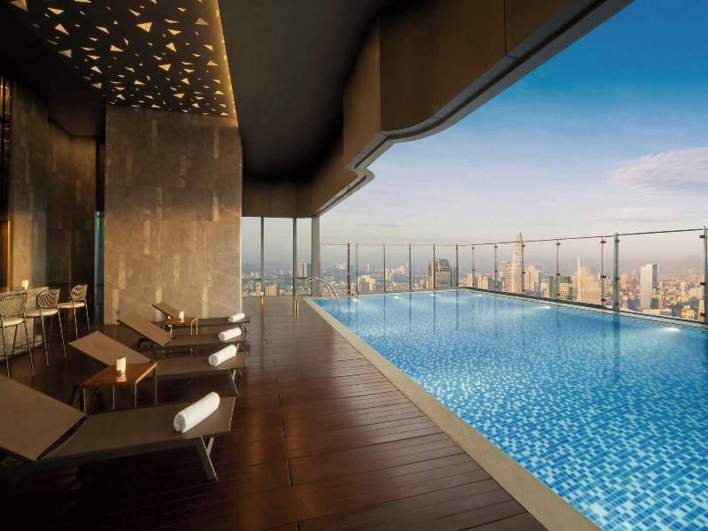 Vinpearl Landmark 81, Autograph Collection image