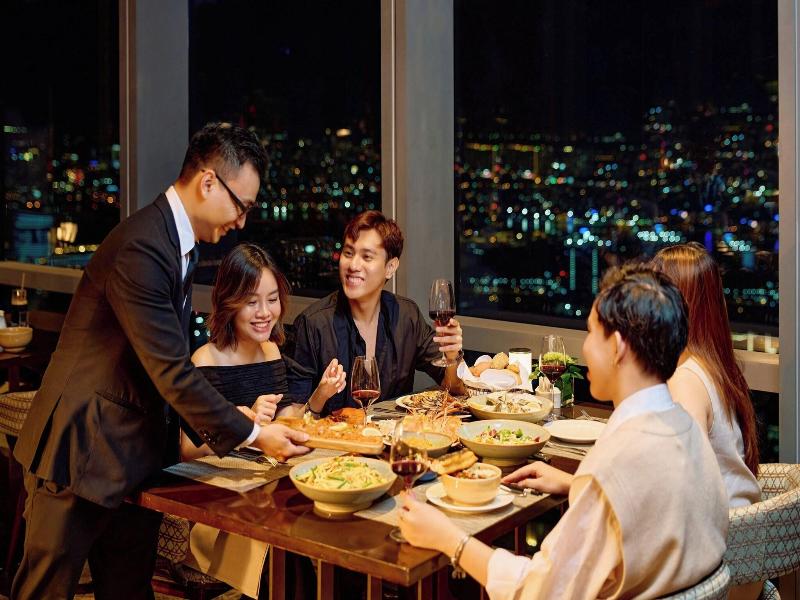 Vinpearl Landmark 81, Autograph Collection image