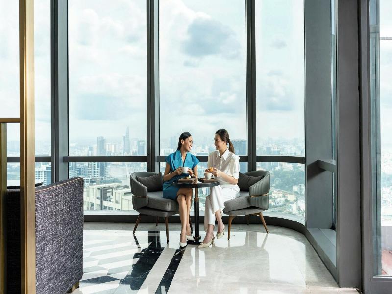 Vinpearl Landmark 81, Autograph Collection image