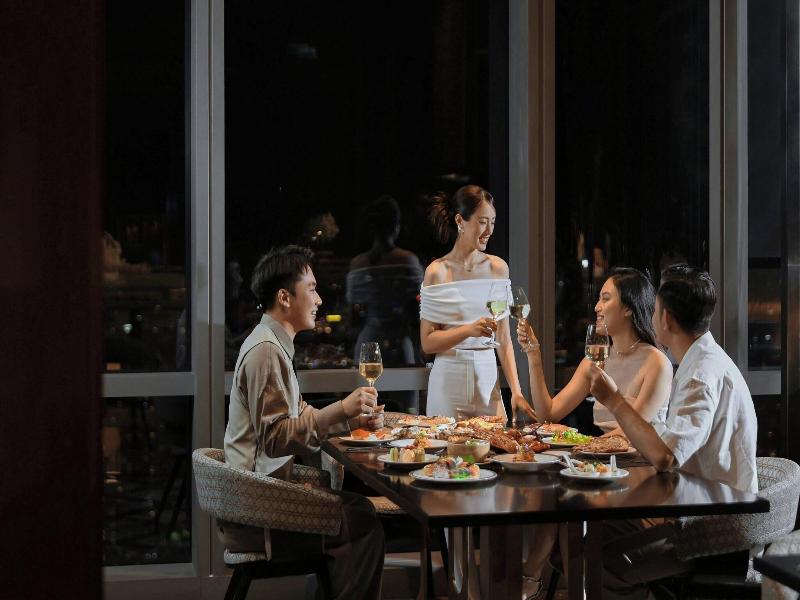 Vinpearl Landmark 81, Autograph Collection image