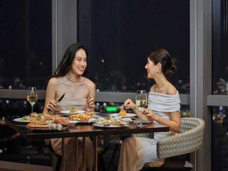 Vinpearl Landmark 81, Autograph Collection image