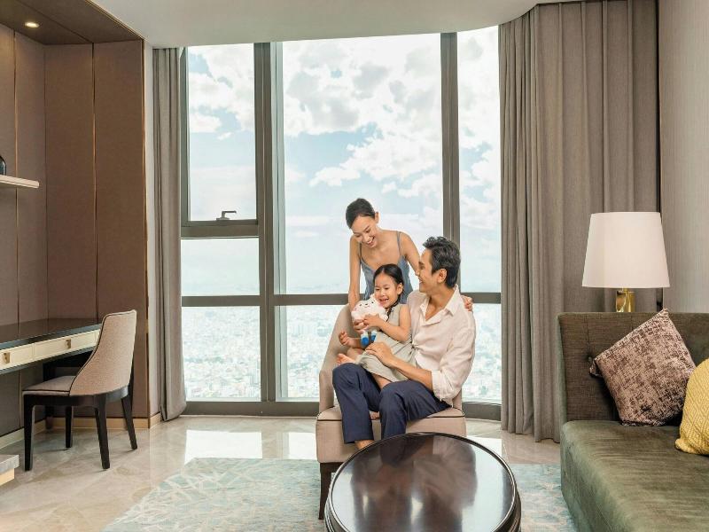 Vinpearl Landmark 81, Autograph Collection image