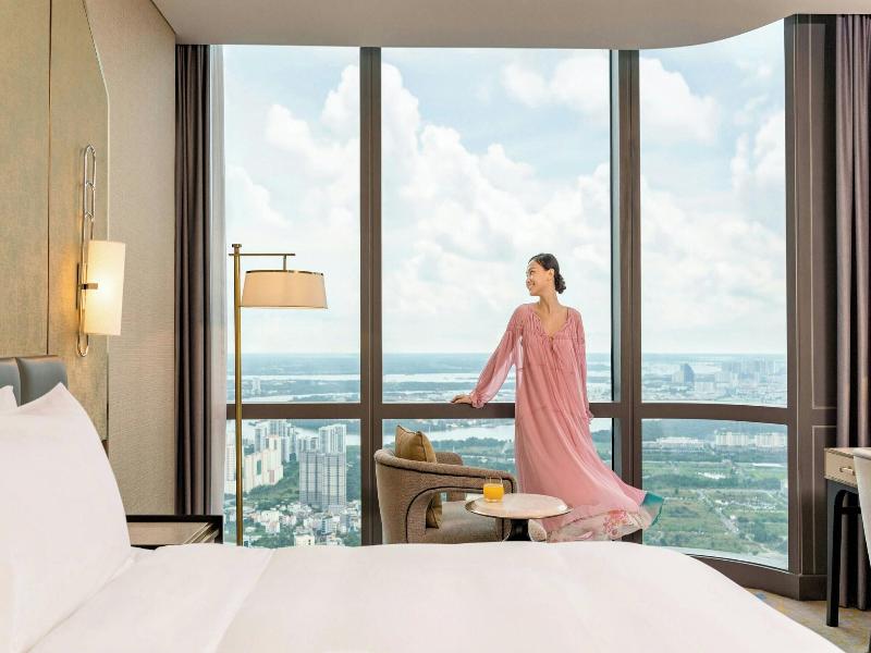 Vinpearl Landmark 81, Autograph Collection image