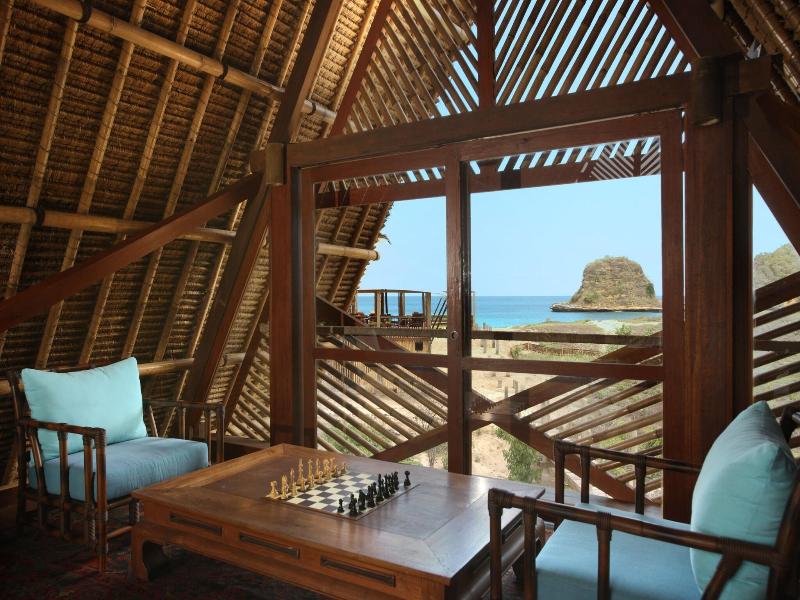 Jeeva Beloam Beach Camp Resort