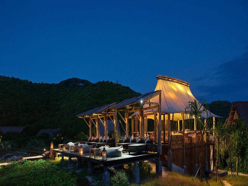 Jeeva Beloam Beach Camp Resort
