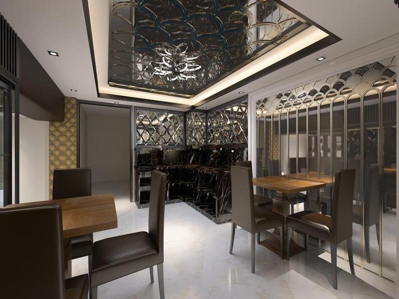 S Central Hotel and Spa image