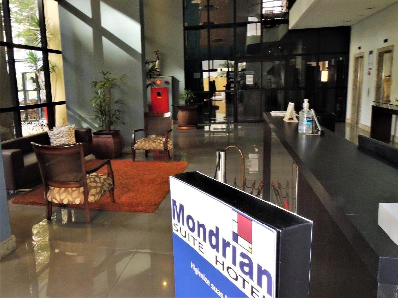 Mondrian Suite Hotel