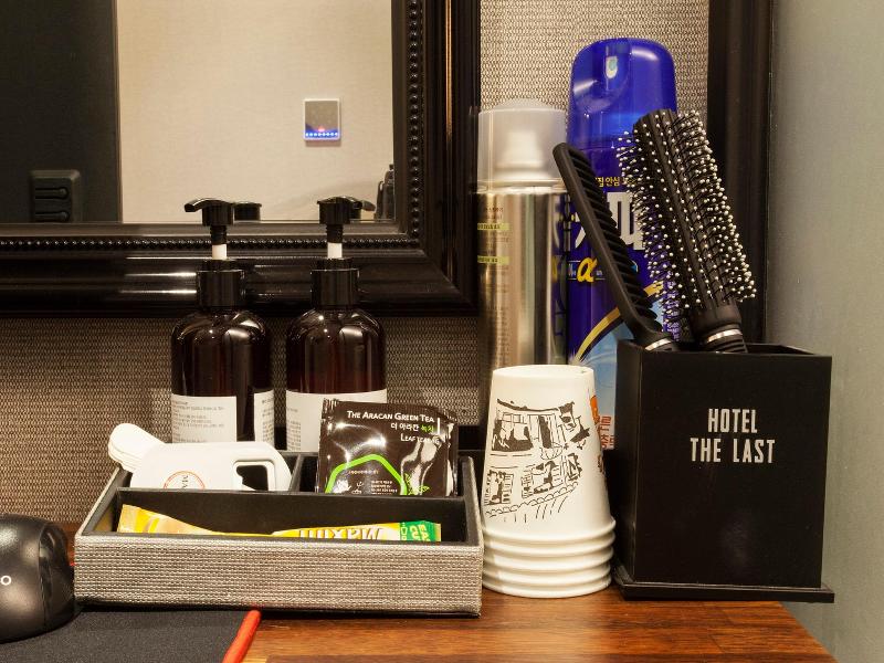 The Last Hotel image