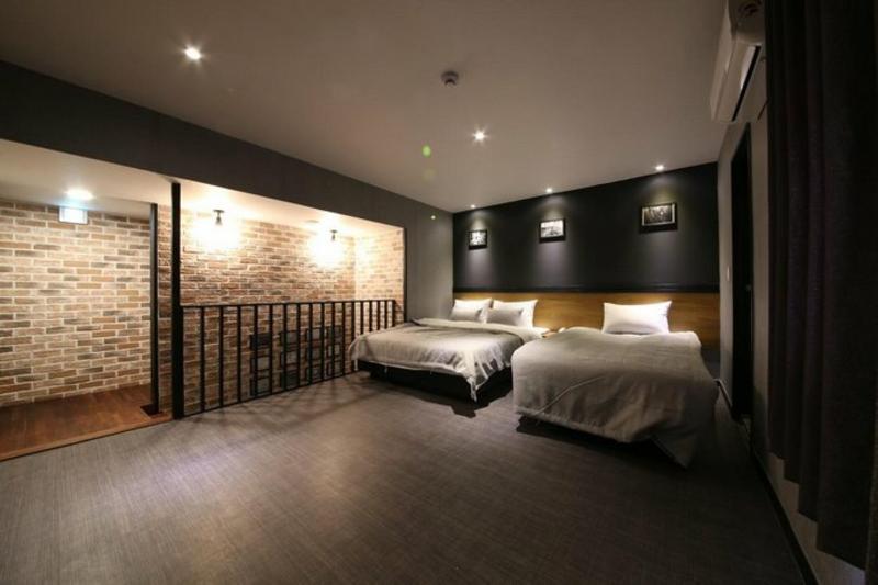 The Last Hotel image