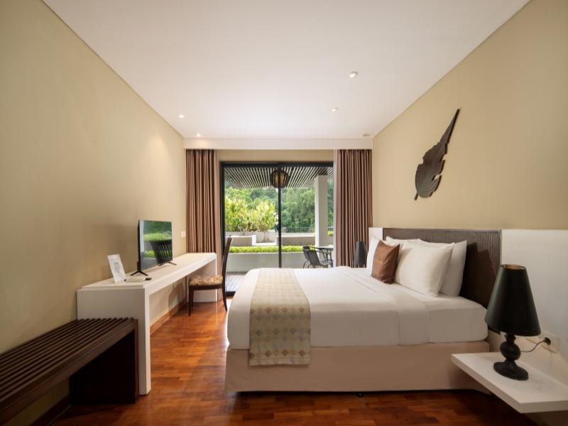 The Sterling Villas image