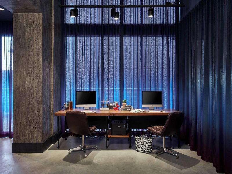 Moxy Atlanta Midtown image