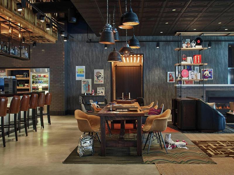 Moxy Atlanta Midtown image