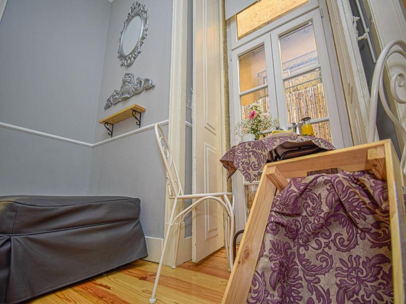 B in Lisbon Downtown Suites image