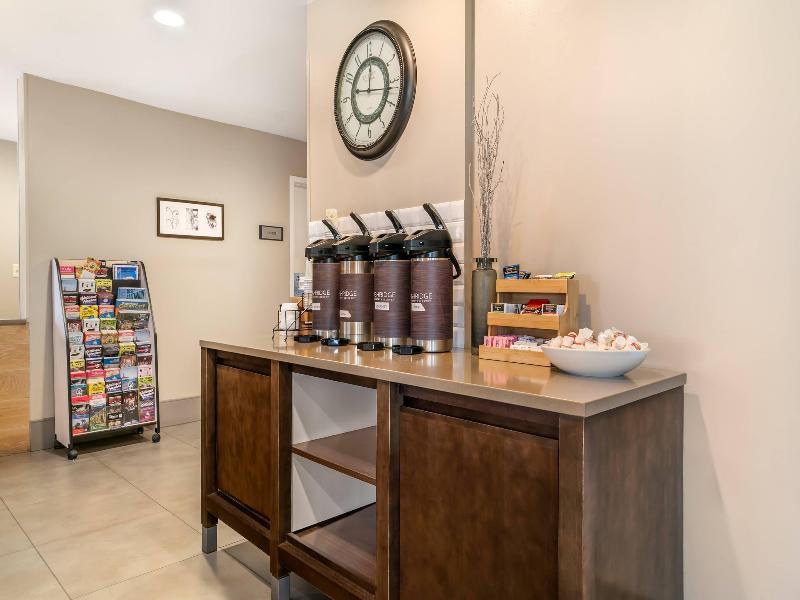 Country Inn Suites By Radisson Frederick Md image