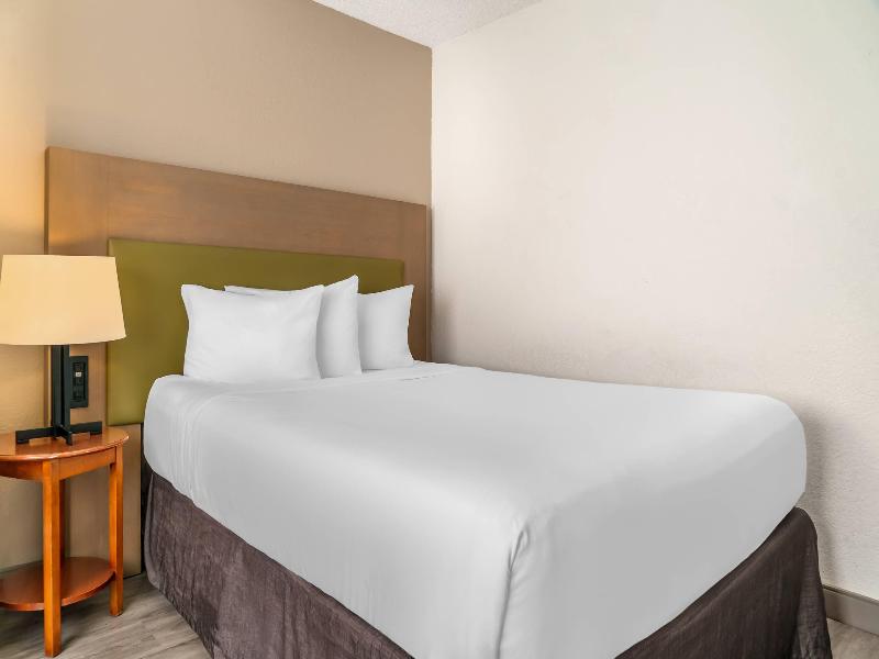 Country Inn Suites By Radisson Frederick Md image
