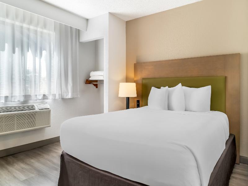 Country Inn Suites By Radisson Frederick Md image