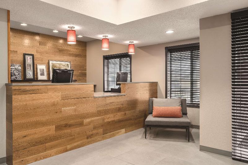 Country Inn Suites By Radisson Big Flats Elmira Ny image
