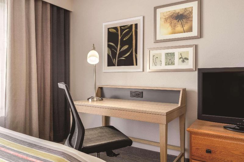 Country Inn Suites By Radisson Big Flats Elmira Ny image