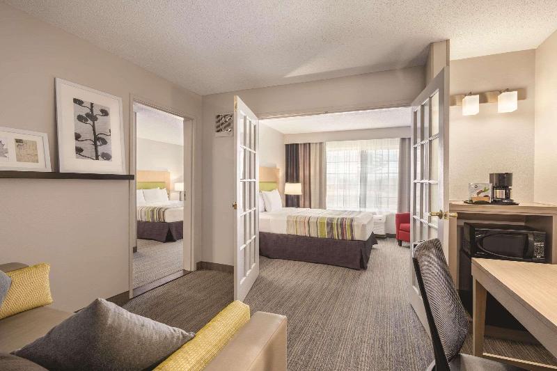 Country Inn Suites By Radisson Big Flats Elmira Ny image