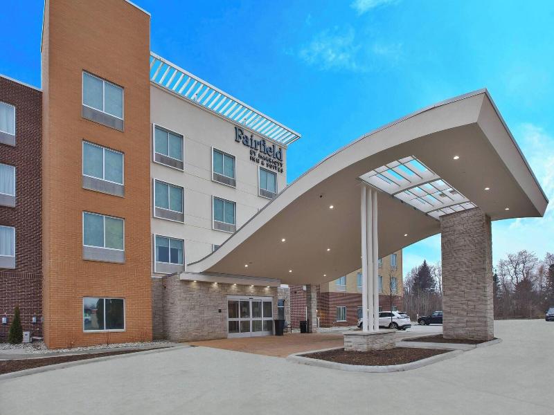 Fairfield Inn & Suites Flint Grand Blanc image