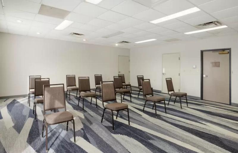 Comfort Inn & Suites Ruston-East image