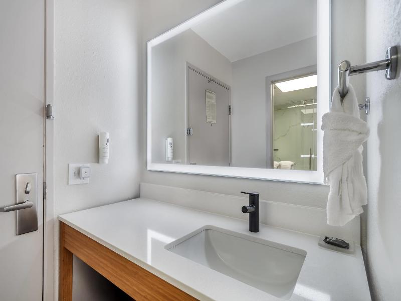 Country Inn Suites By Radisson Shelby Nc image