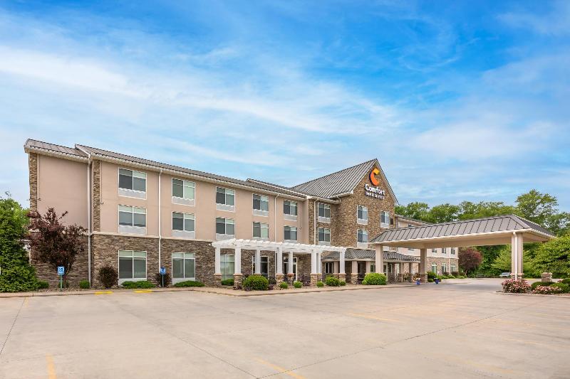 Comfort Inn Suites Dover image