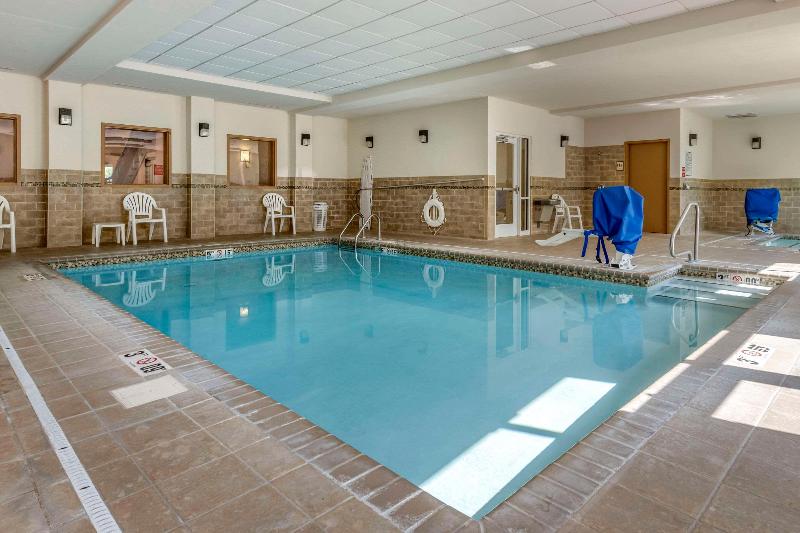 Comfort Inn Suites Dover image