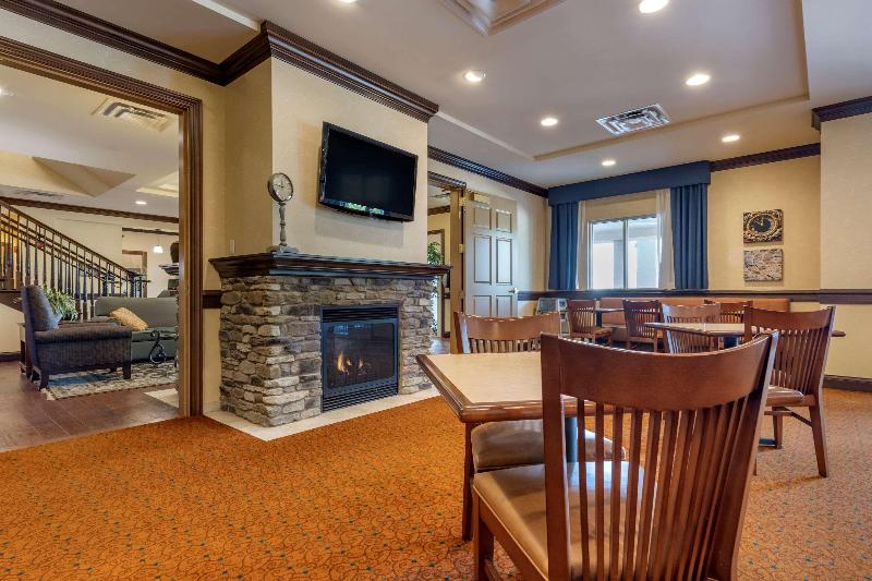 Comfort Inn Suites Dover image