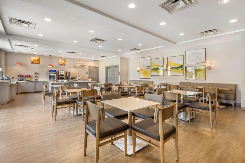 Comfort Inn Suites Dover image