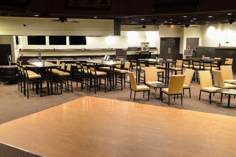 Park Inn Sharon Pa image