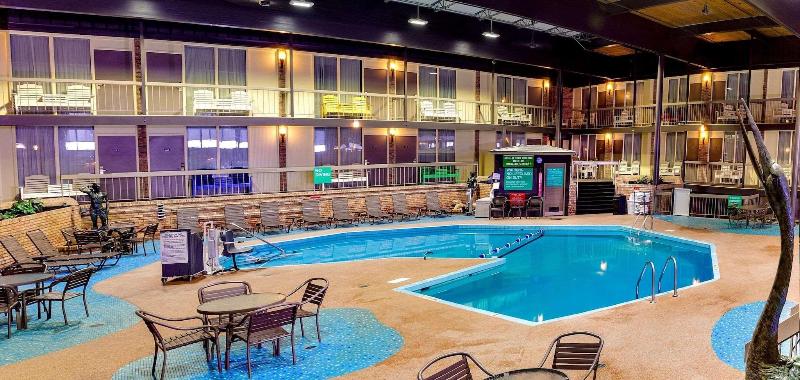 Park Inn Sharon Pa image