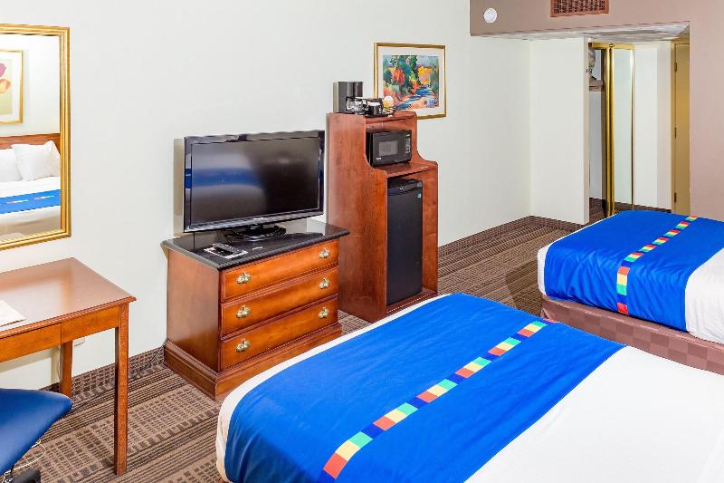 Park Inn Sharon Pa image