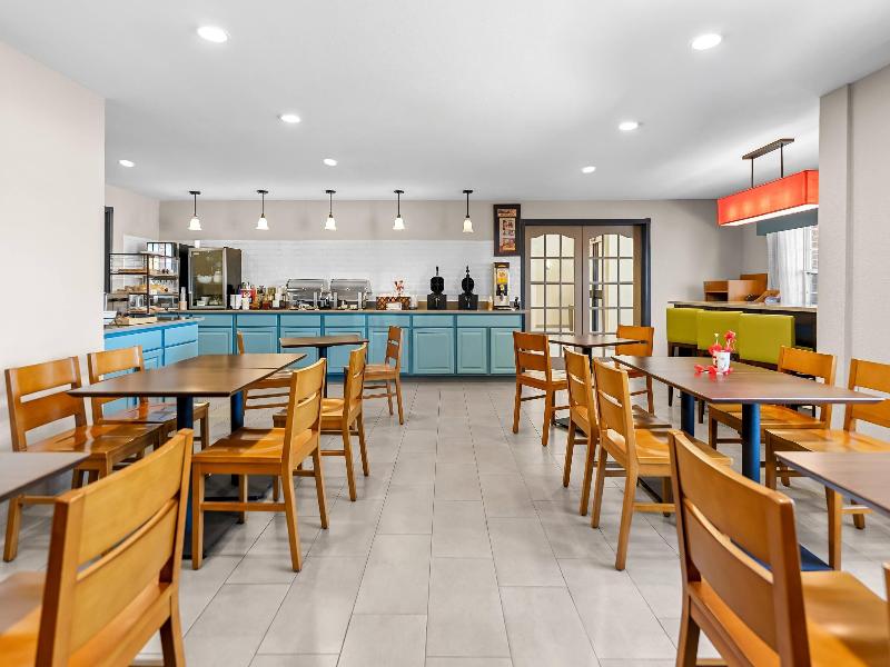 Country Inn Suites By Radisson Kenosha Wi image