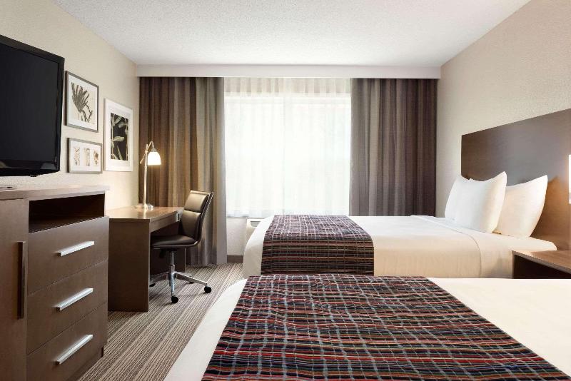 Country Inn Suites By Radisson Platteville Wi image