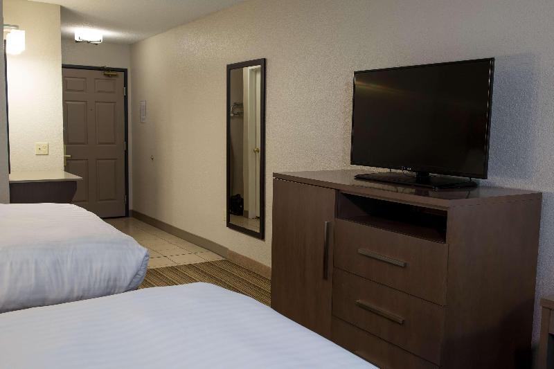Country Inn Suites By Radisson Platteville Wi image