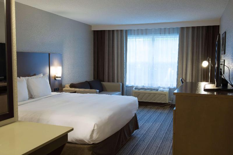 Country Inn Suites By Radisson Platteville Wi image