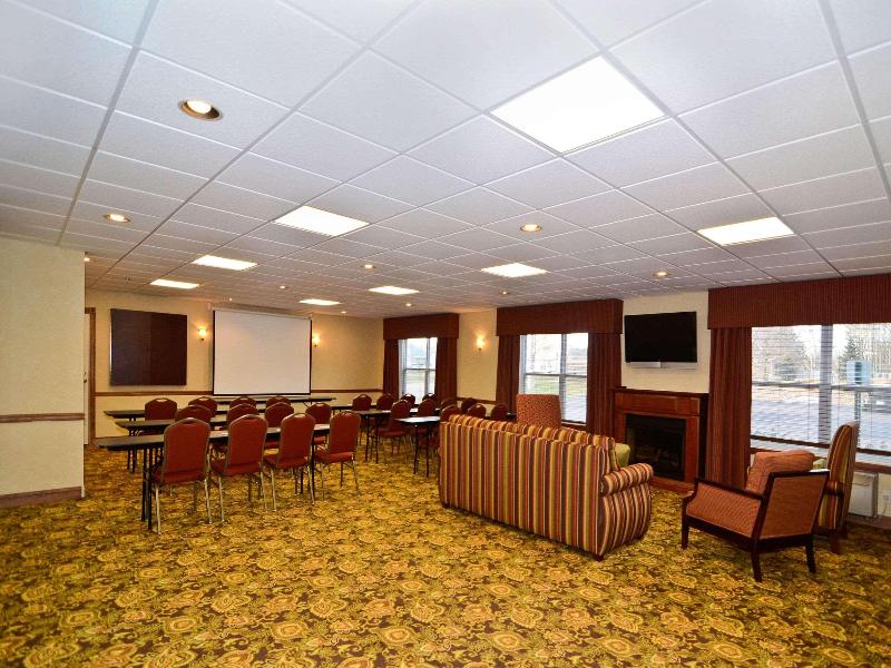 Country Inn Suites By Radisson Stevens Point Wi image