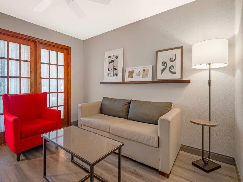 Country Inn Suites By Radisson West Bend Wi image