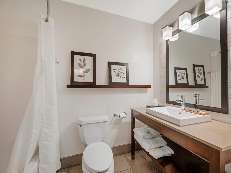 Country Inn Suites By Radisson West Bend Wi image