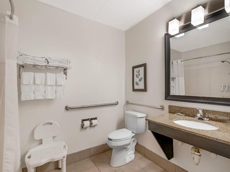 Country Inn Suites By Radisson West Bend Wi image